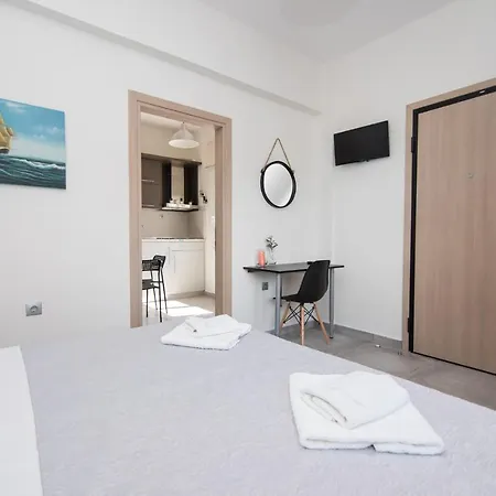 Andromeda's * Pefkochori